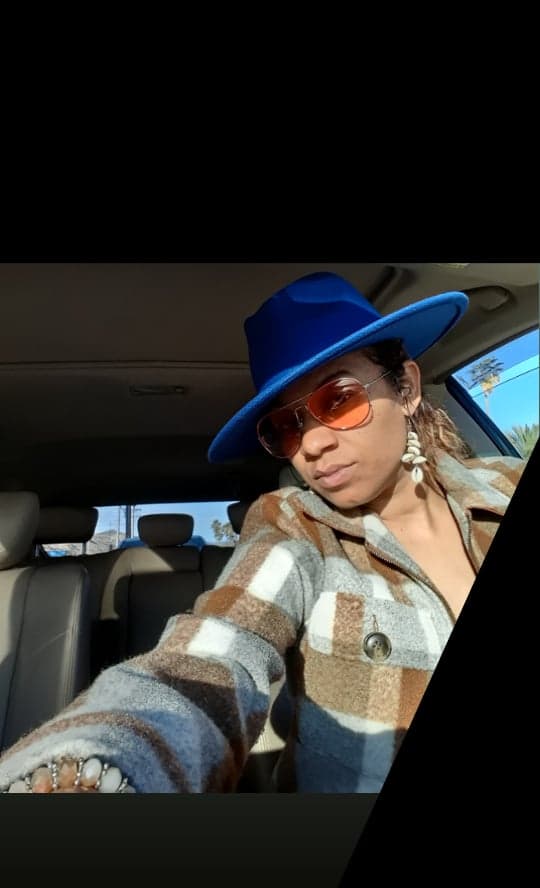 Red bottom & dope hats